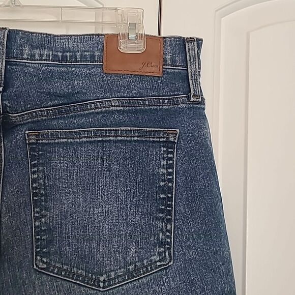 J. Crew mid-rise Billie Demi-boot crop jeans in Lantern wash Size 32 - Picture 10 of 15